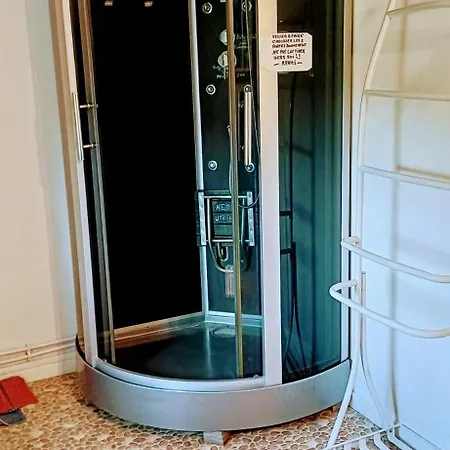 Prázdninový dům Maison Spacieuse A Avec Jardin Et Espace Jeux, Bertignat