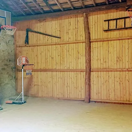 Prázdninový dům Maison Spacieuse A Avec Jardin Et Espace Jeux, *