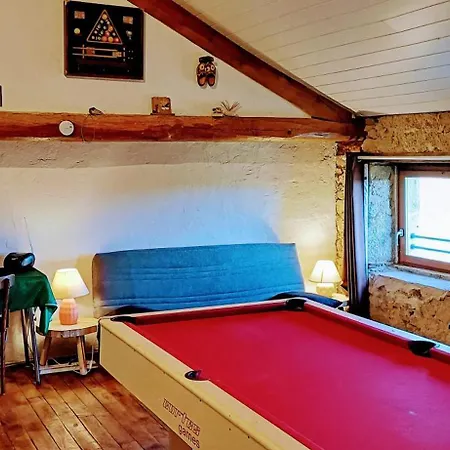 Prázdninový dům Maison Spacieuse A Avec Jardin Et Espace Jeux, *